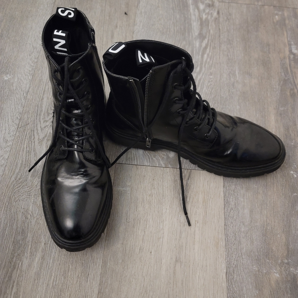 Boot for men - Picture 2 of 9